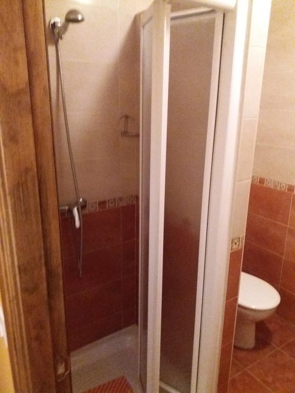 Hotel Hostal La Aldaba Montearagon Zewnętrze zdjęcie