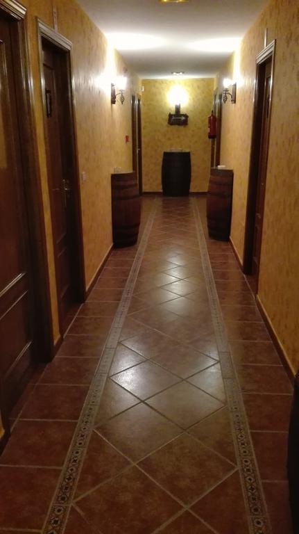 Hotel Hostal La Aldaba Montearagon Zewnętrze zdjęcie
