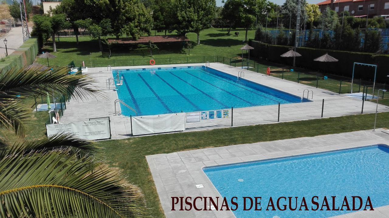 Hotel Hostal La Aldaba Montearagon Zewnętrze zdjęcie